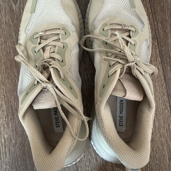 Steve Madden Slater Sneakers - Picture 2 of 4